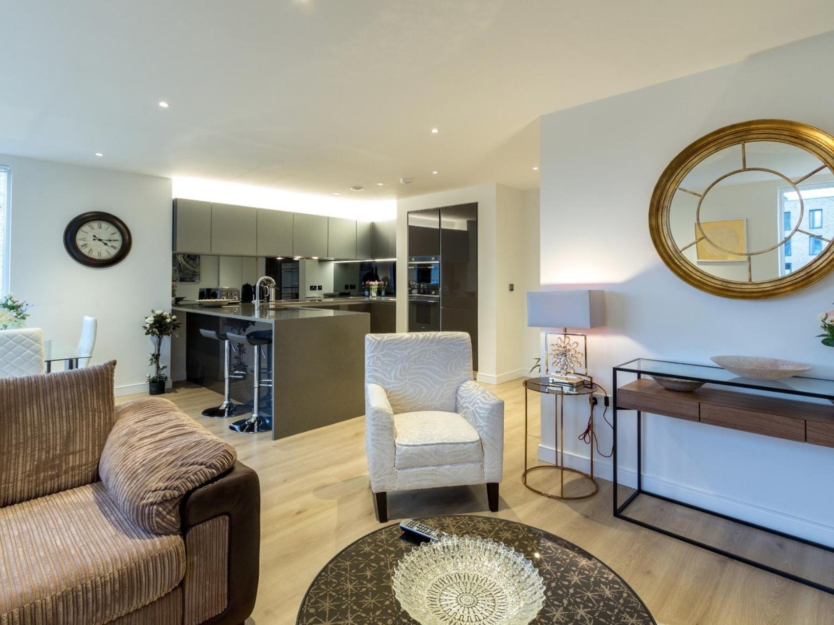 2 Bed Property Close To Heathrow Airport Hounslow Luaran gambar