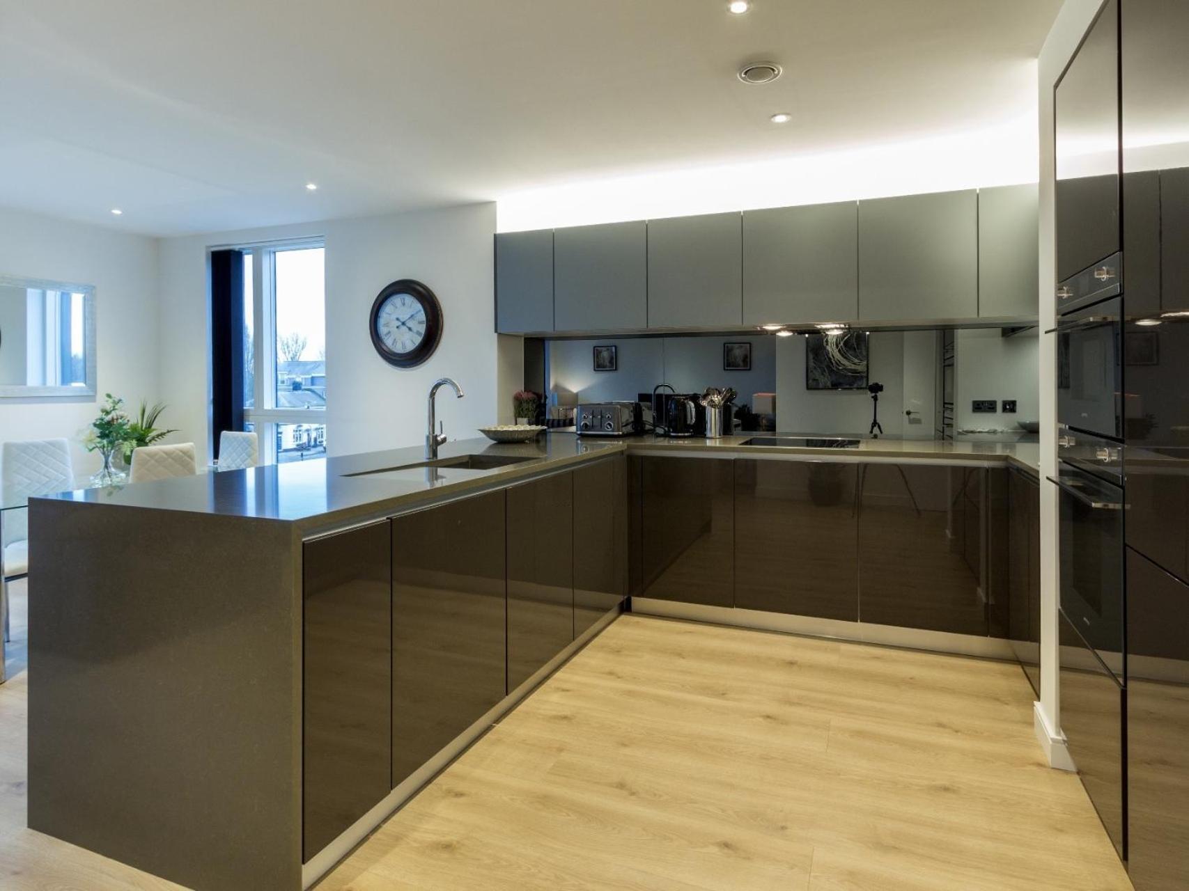 2 Bed Property Close To Heathrow Airport Hounslow Luaran gambar